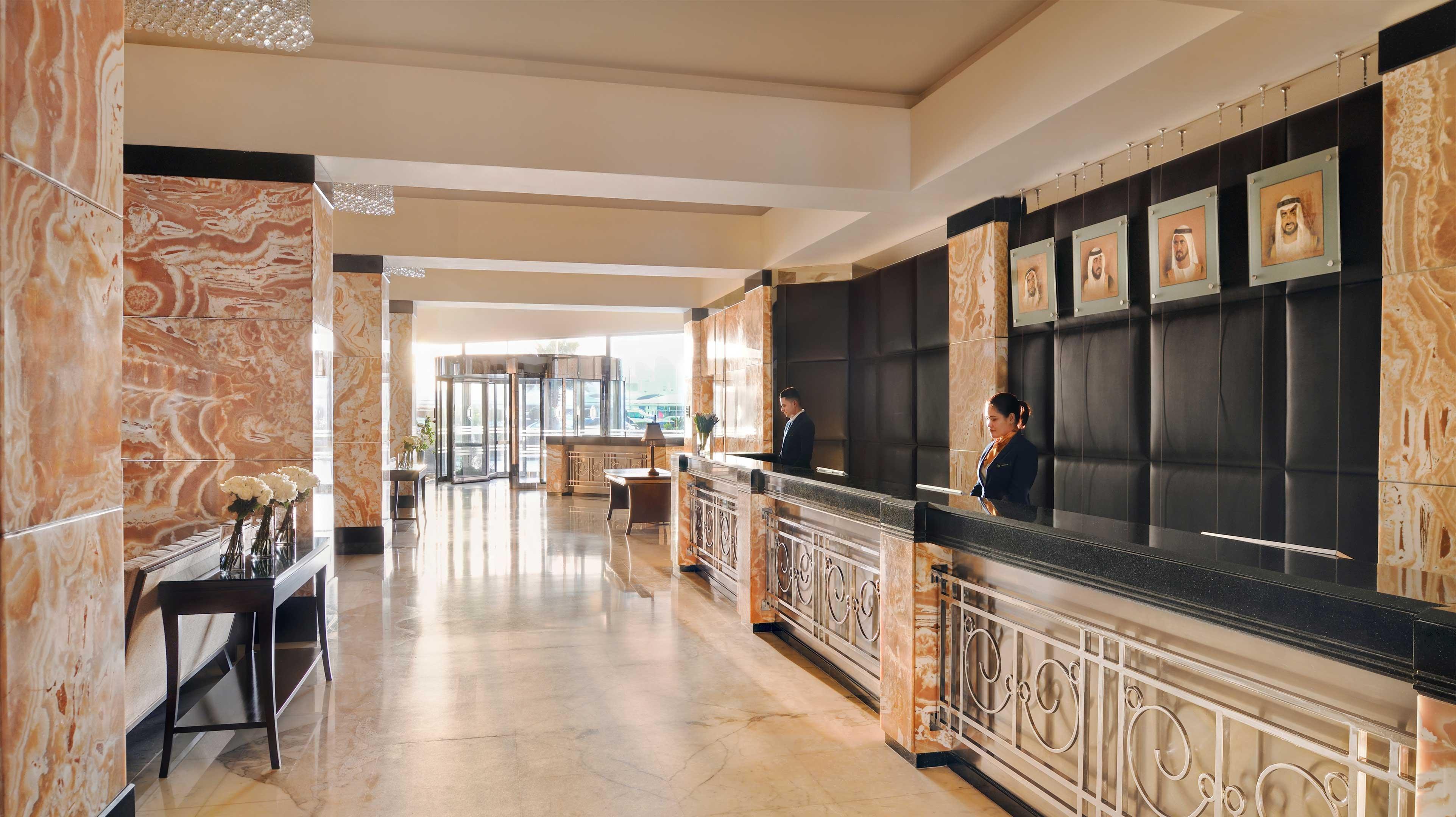 Intercontinental By Ihg 5* Абу-Даби
