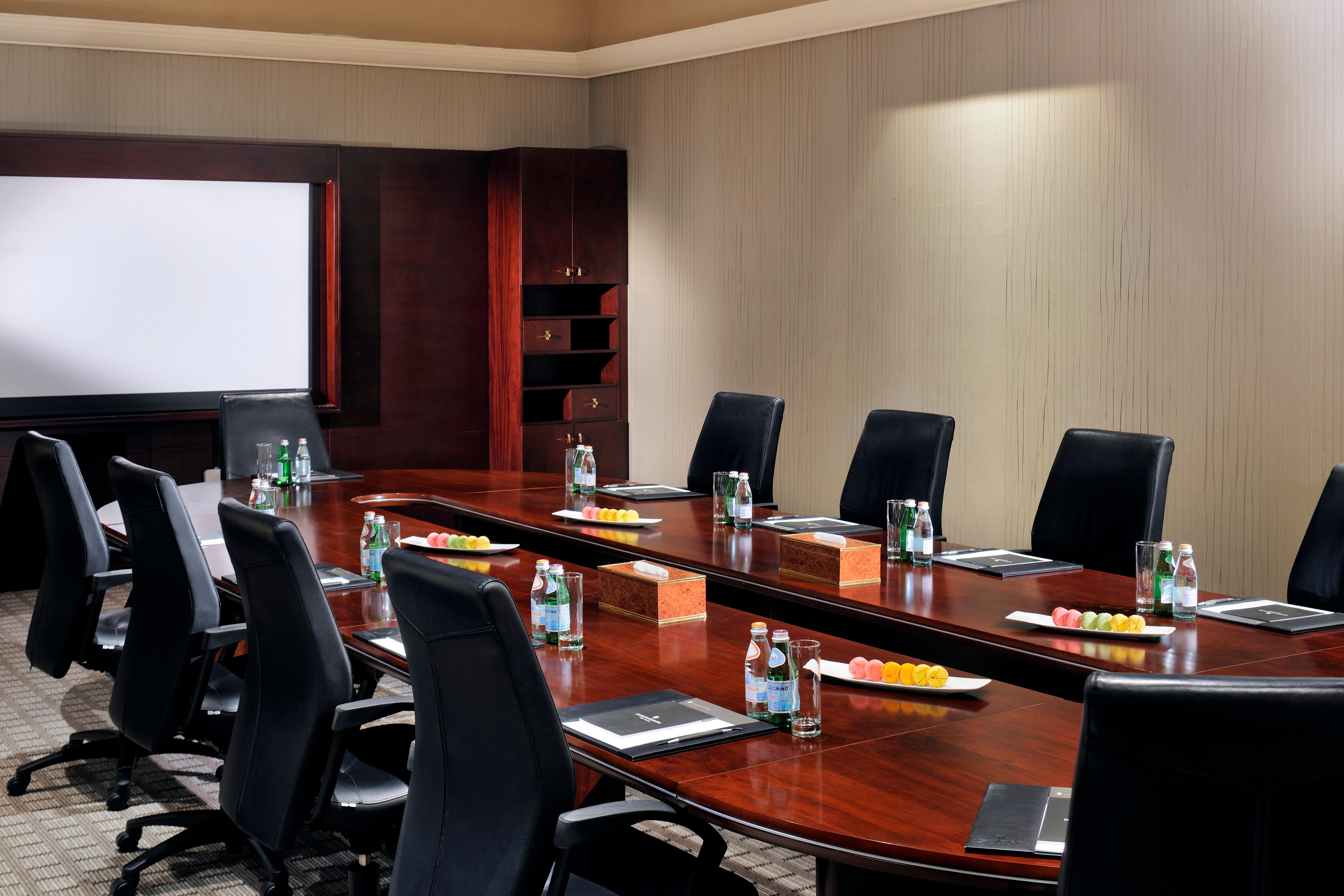 Intercontinental By Ihg Курортный комплекс Абу-Даби